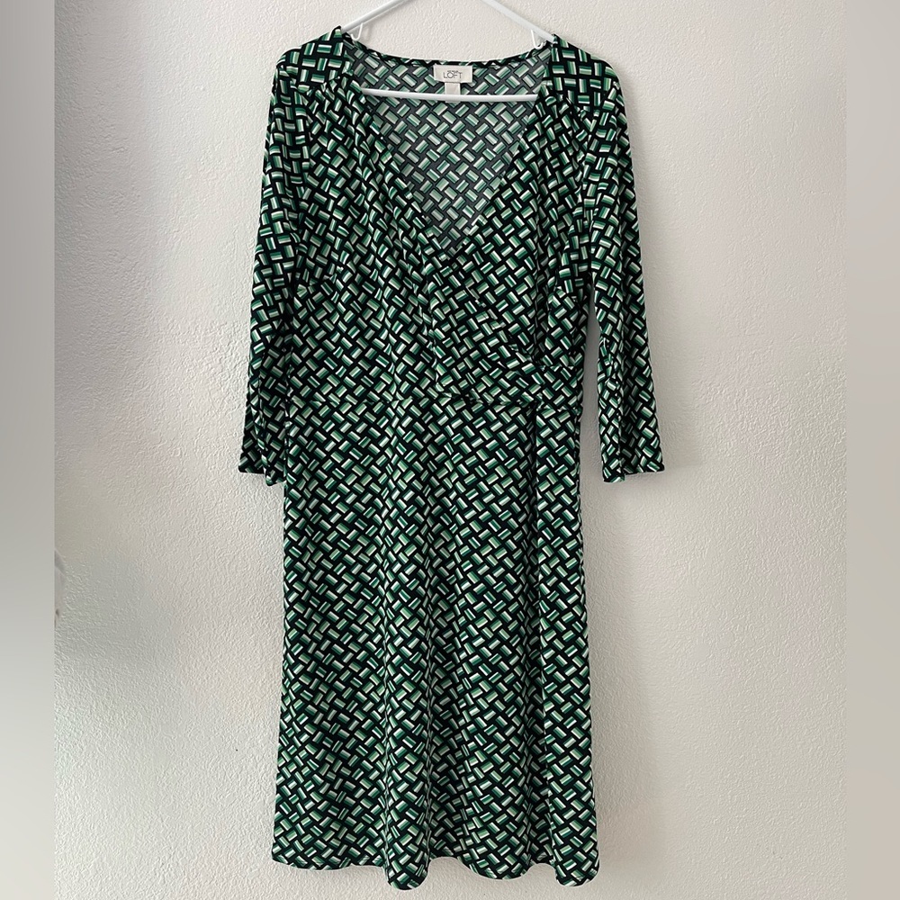 Ann Taylor Loft faux wrap V-neck geometric dress size 14
